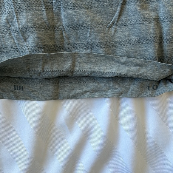 Lululemon grey cami - Picture 3 of 5